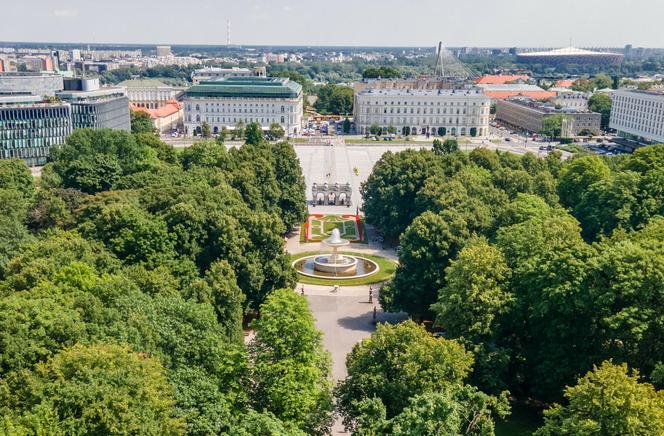 Widok na Plac Piłsudskiego i Ogród Saski 