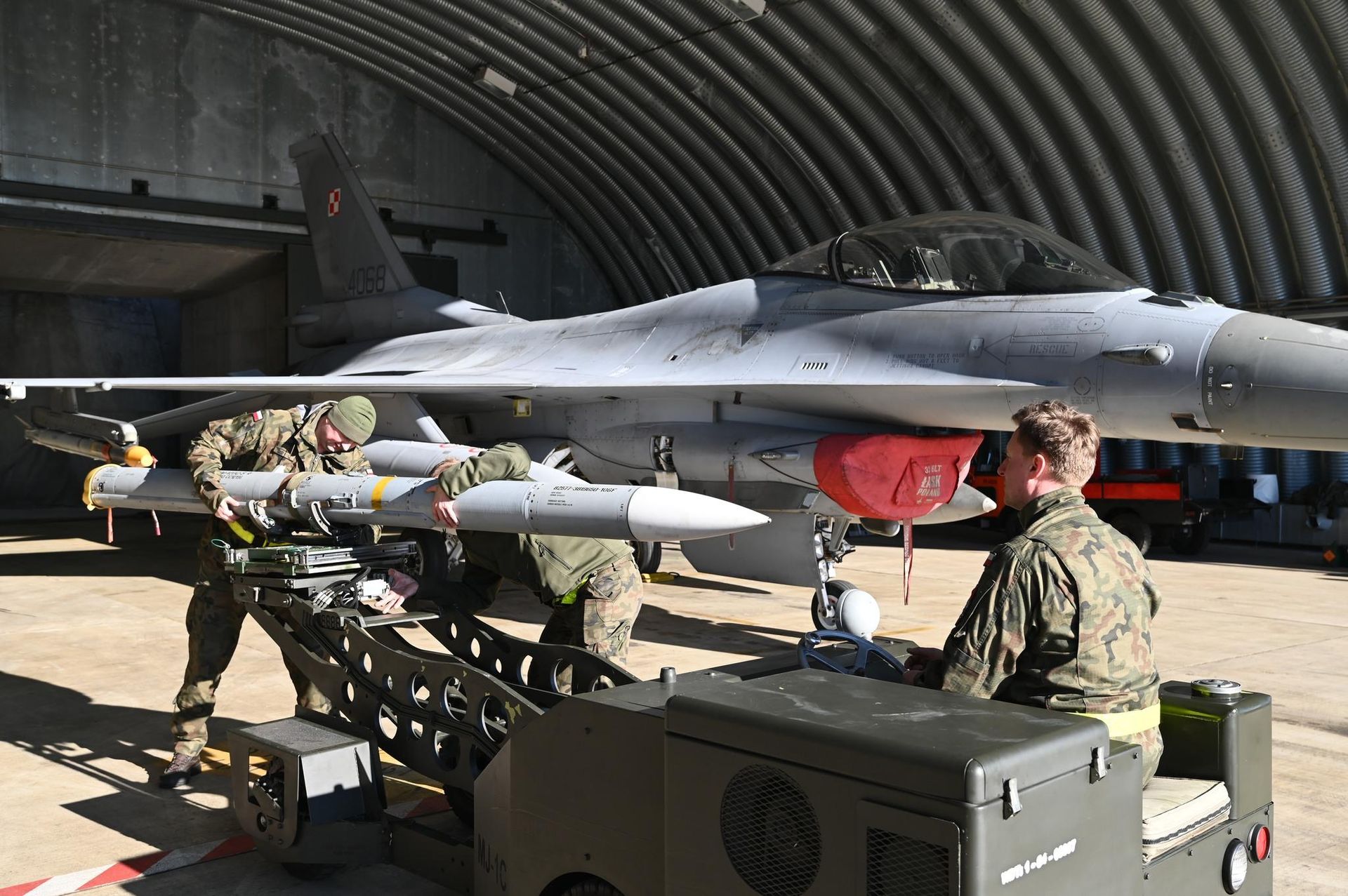 Polskie samoloty F-16