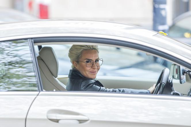 Blanka Lipińska jeździ Mercedesem Klasy E Coupe