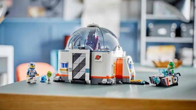 LEGO City Space Science Lab — 60439