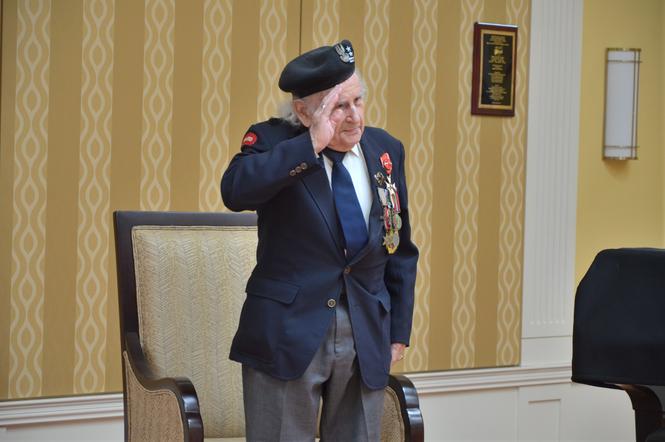 95-letni Romuald Lipiński awansowany
