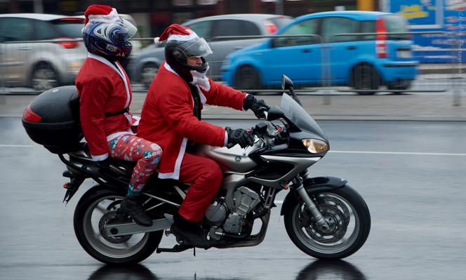 MotoMikołaje na ulicach Lublina! Odwiedzili dzieci w szpitalach