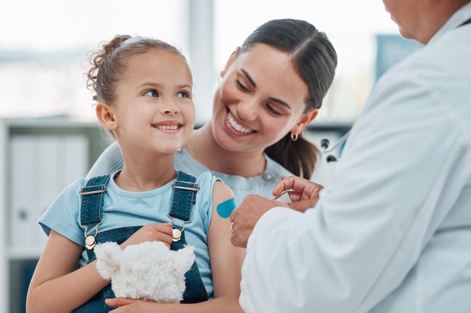 Szczepienia przeciw HPV będą obowiązkowe od 2025? Rodzice muszą to wiedzieć!