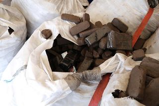 Ponad 62 tys. paczek papierosów nie trafi na polski rynek. Celnicy udaremnili przemyt w woj. lubelskim