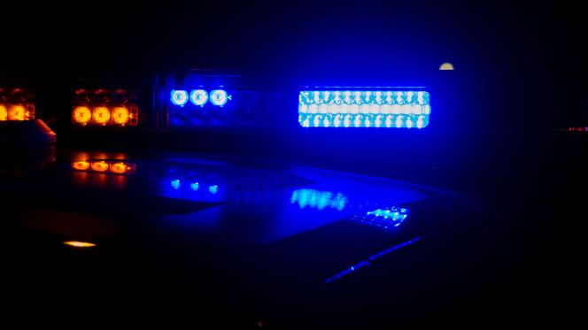 Policja strzelała do nastolatka! Chłopak zaatakował funkcjonariuszy nożem