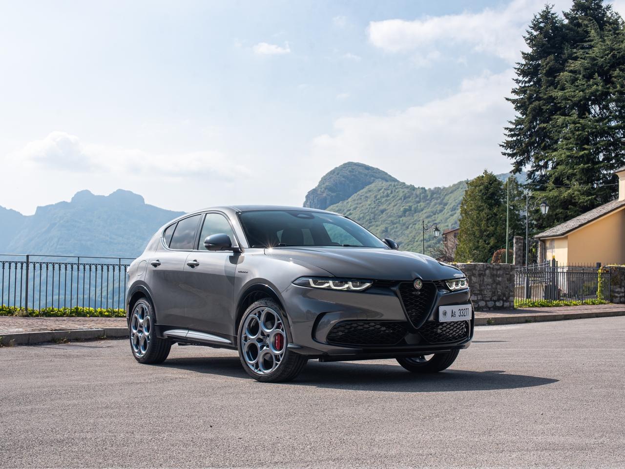 Alfa Romeo Tonale - znamy cennik włoskiego SUV-a. Cena diesla i hybrydy