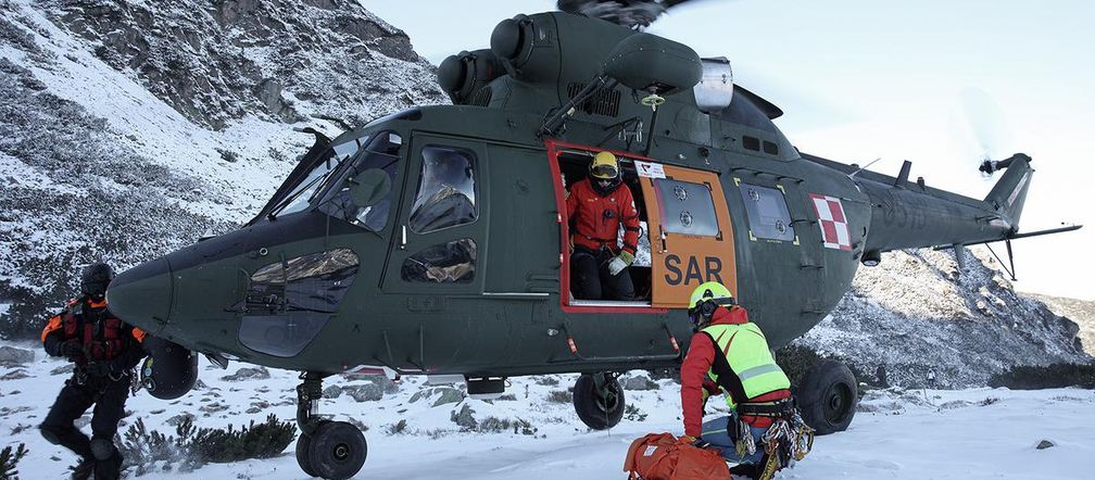 Wojskowy Sokół w Tatrach. Ratownicy TOPR ze wsparciem z Powidza