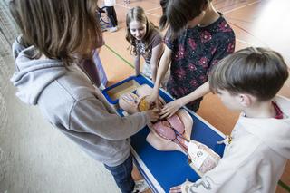 Jak usiąść na wirującym krześle? Centrum Nauki Kopernik odwiedzi Lubartów