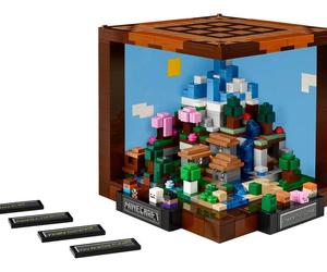 LEGO Minecraft 2024: Crafting Table