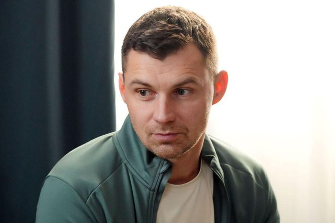 Barwy szczęścia odc. 3203 po wakacjach. Darek Janicki (Andrzej Niemyt)