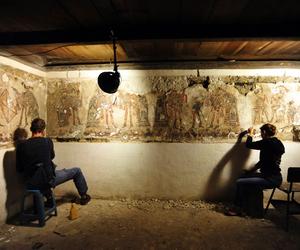 Te zdjęcia po prostu trzeba zobaczyć! Krakowscy archeolodzy uratowali malowidła Majów z okresu kolonialnego [GALERIA]