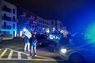 Protest pod Komendą Miejską Policji w Toruniu