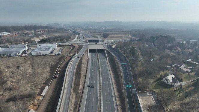 Tunel na Północnej Obwodnicy Krakowa zamknięty. Objazd w kierunku Warszawy