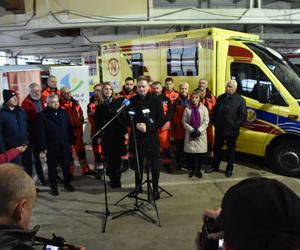 Nowoczesny ambulans do przewożenia noworodków w Olsztynie. Trafił do stacji pogotowia ratunkowego