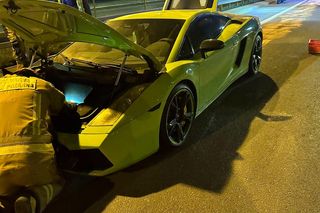 Warszawa: Pożar Lamborghini na S79. Luksusowe auto spłonęło