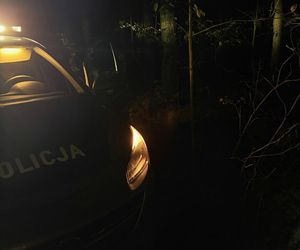 Grześ skazany na śmierć w męczarniach. Bestia przywiązała go do drzewa! Błagamy o pomoc