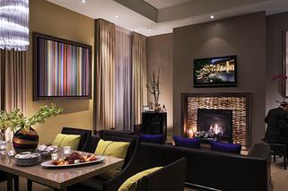 Pili wino całą noc