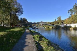 Małopolski kurort w górach wyróżnia się ciszą i spokojem. Tanie noclegi bez tłumów turystów