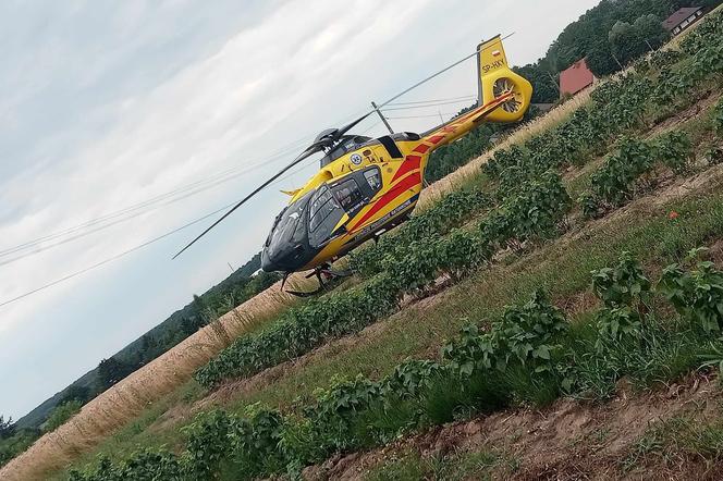 Seniorka wpadła do głębokiej studni. Nie udało się jej uratować