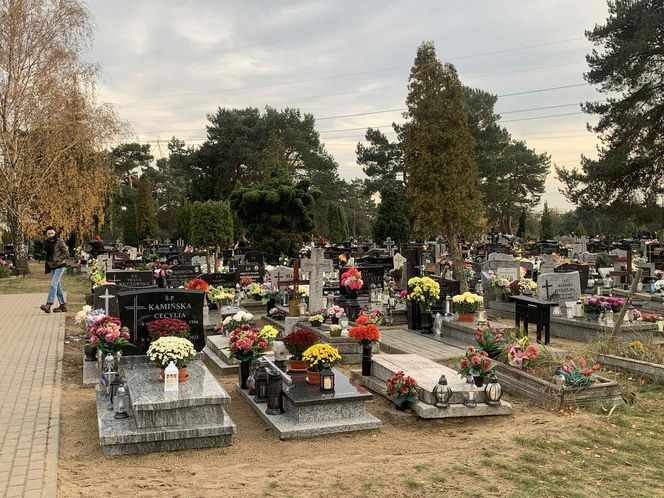 Cmentarz w Bydgoszczy - 1 listopada