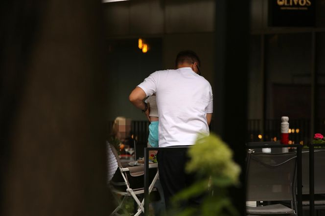 Marcin Hakiel z Dominiką  Serocką w studiu tatuaży