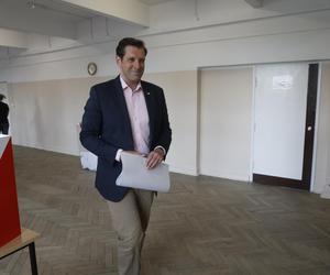 Tak głosują warszawscy politycy. Złapaliśmy Rafała Trzaskowskiego i Hannę Gronkiewicz-Waltz przy urnach