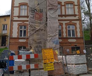 Biskupia Górka na ukończeniu. Zakończył się remont kolejnej kamienicy. Zobacz zdjęcia przed i po