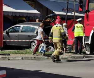 Potrącenie na chodniku w centrum Pińczowa