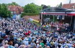 Dni Folkloru w Olsztynie 2025. Ulicami Starego Miasta przeszedł barwny korowód