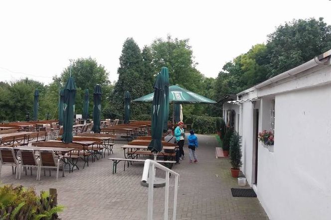 Kiedyś były tutaj Kuchenne Rewolucje, dziś to ruina! Zapomniana restauracja z Czeladzi [ZDJĘCIA]