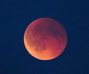 Krwawy Księżyc. Całkowite zaćmienie Księżyca obserwowane na całym Świecie