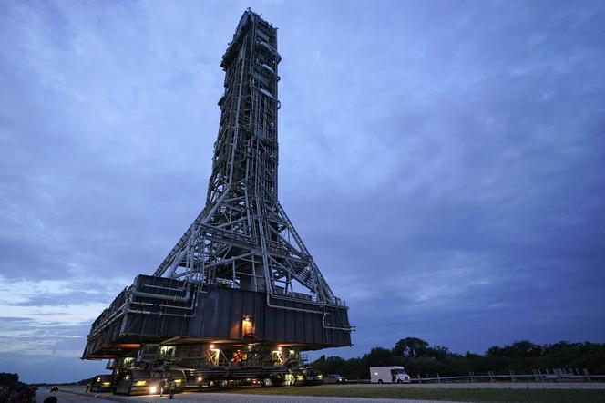 To oni staną na Księżycu NASA pokazuje astronautów