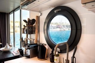 Houseboat firmy La Mare