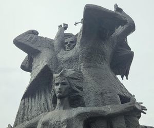 Rzeźby i pomniki, które tworzą Bydgoszcz. Poznaj symbole miasta