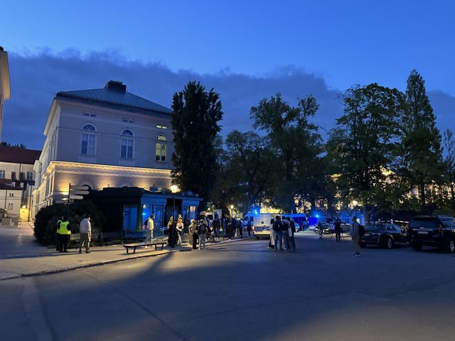 22-latek zatrzymany po ataku siekierą na Uniwersytecie Warszawskim