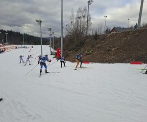 Narciarze SKI Tumlin na zawodach na Kubalonce