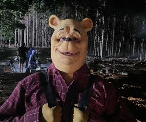 Puchatek: Krew i Miód trafi do streamingu. Gdzie i kiedy obejrzeć film online?