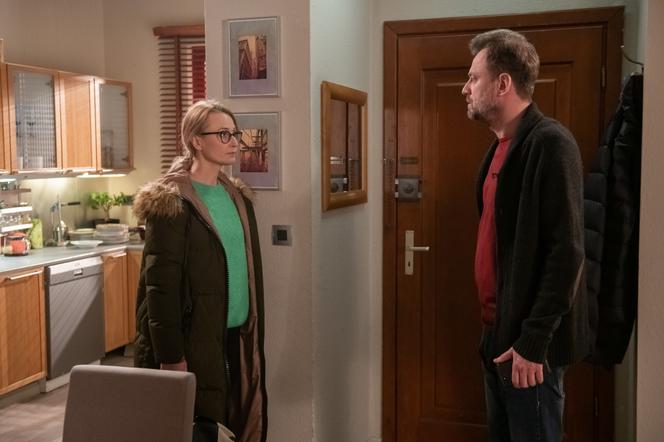 Na Wspólnej, odc. 2876. Krzysztof Smolny (Łukasz Konopka), Natalia (Magdalena Aleksander)