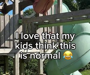 Tak się wygina żona Baldwina. Hilaria Baldwin to kobieta-guma