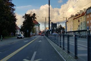 Olsztyn. Skrzyżowanie Piłsudskiego i Kościuszki zamknięte od miesięcy