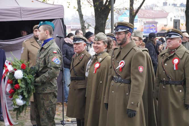  Uroczystości pod pomnikiem Józefa Piłsudskiego w Rzeszowie 