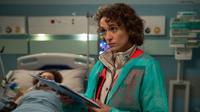 Na dobre i na złe odc. 953. Julka Burska (Aleksandra Hamkało), Ola (Olga Wojtkowiak)