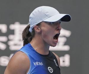Iga Świątek - Aryna Sabalenka WYNIK Relacja NA ŻYWO WTA Finals Polka rozbiła Białorusinkę w meczu na szczycie!