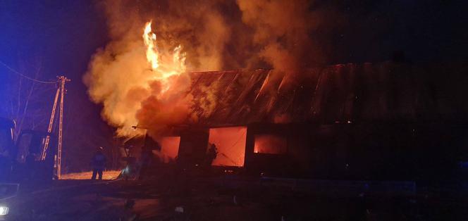 Zobaczyła płąnące piekło i straciła głos