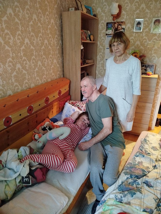 Rodzice Karoliny Sienickiej z Siedlec wciąż potrzebują pomocy!