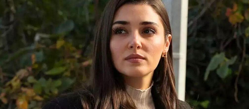 Hande Erçel 