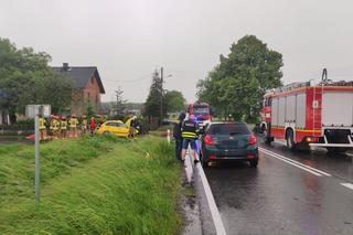 Tragiczny wypadek w Pokrzywnicy na DK 40. Zginęła 18-latka