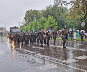 Pochód Gwarkowski 2025 w strugach deszczu