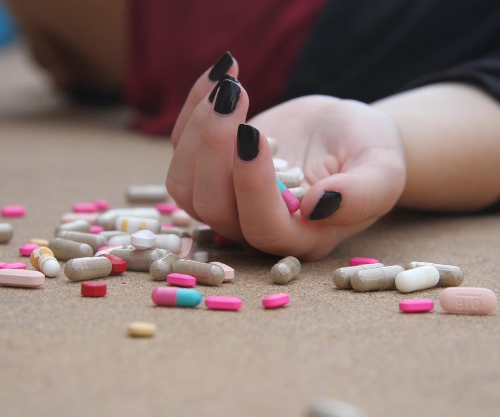 16-latka z Myśliborza połknęła garść tabletek