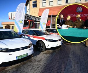 Elektryczna rewolucja w straży pożarnej. Nowe wozy trafiły na Pomorze Zachodnie